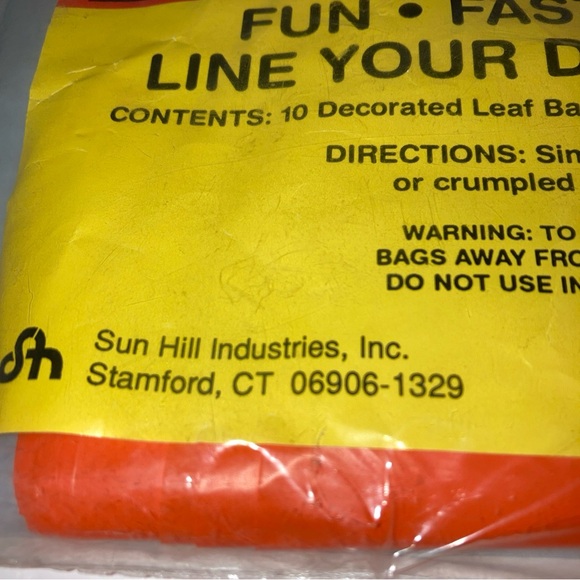 Vintage 1991 Halloween Leaf Bags 10 Pack Stuff A Pumpkins Fall Decor Retro NEW - Picture 3 of 6